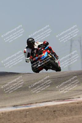 media/May-22-2023-Fastrack Riders (Mon) [[ae7626d9d8]]/Level 2/1230pm (Outside Grapevine)/